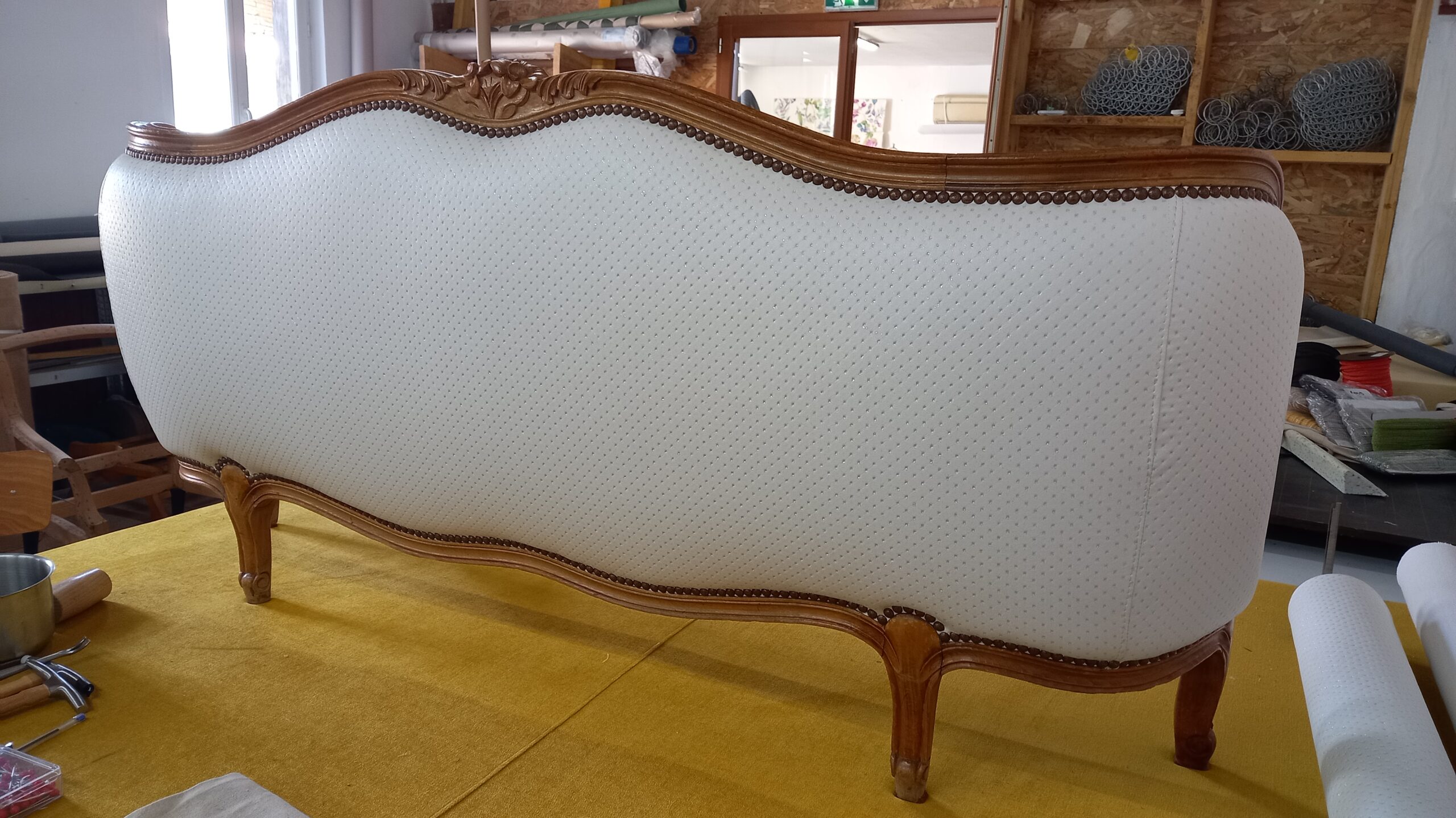 Pied de lit corbeille après restauration